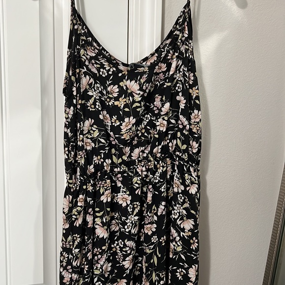 NEW Forever 21 Floral Maxi Dress, size Medium - Picture 4 of 5